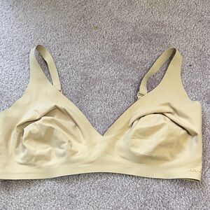 SKIMS Naked Plunge Bralette